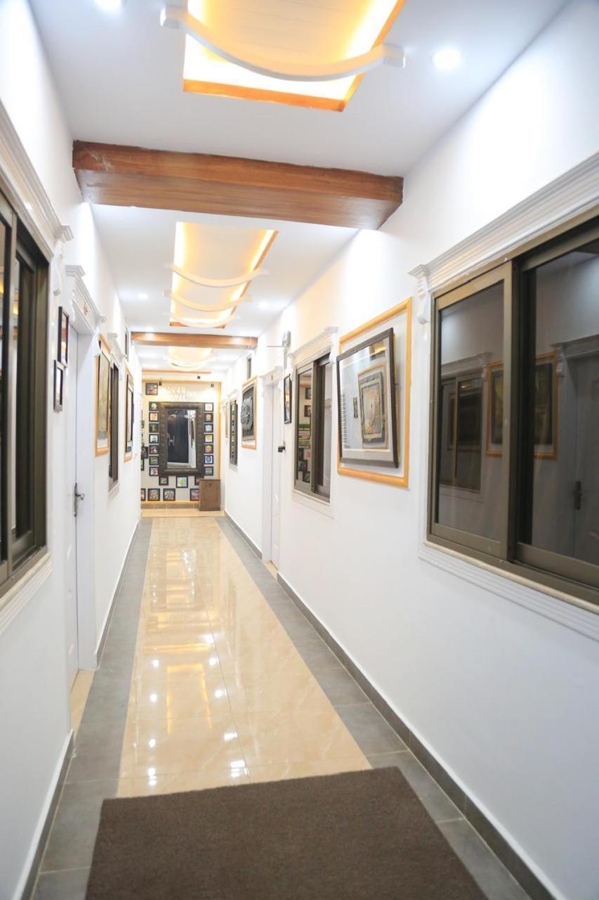 Moven Inn Hotel Islamabad Esterno foto
